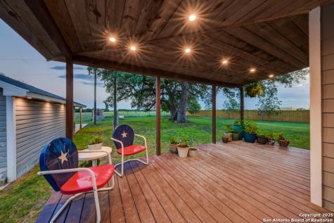15592 Miller St Hedwig TX 78152