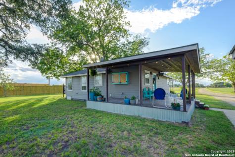 15592 Miller St Hedwig TX 78152