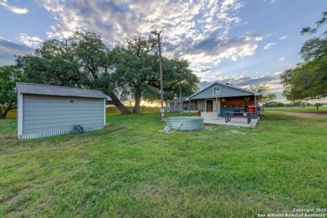 15592 Miller St Hedwig TX 78152