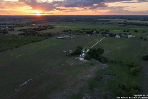 15592 Miller St Hedwig TX 78152