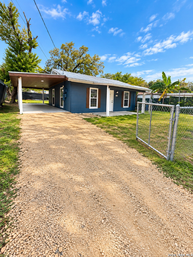 529 N San Bernardo Avenue San Antonio TX 78228