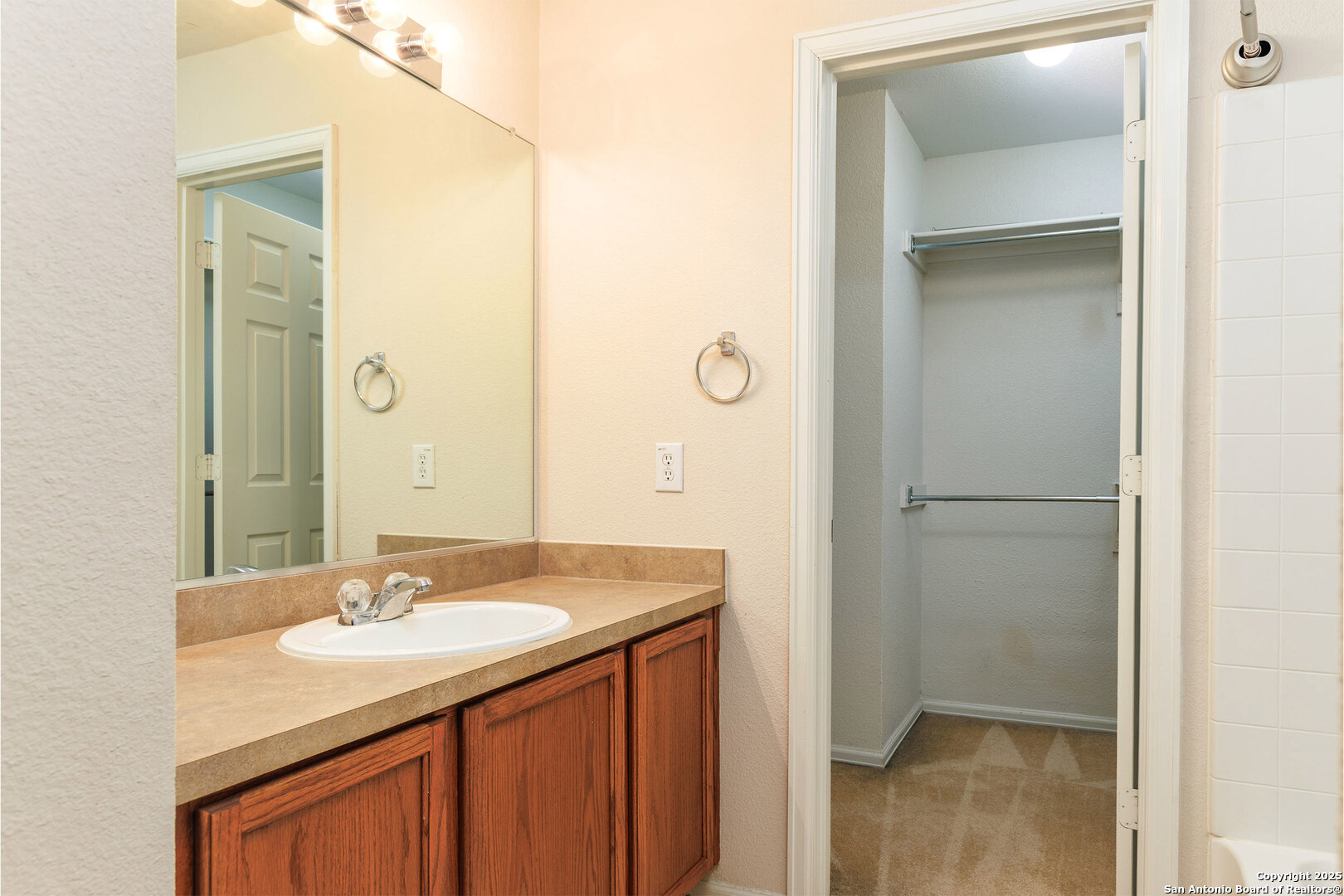 13411 Bristow Dawn San Antonio TX 78217