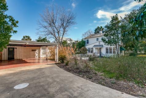 131 Mary D Alamo Heights TX 78209