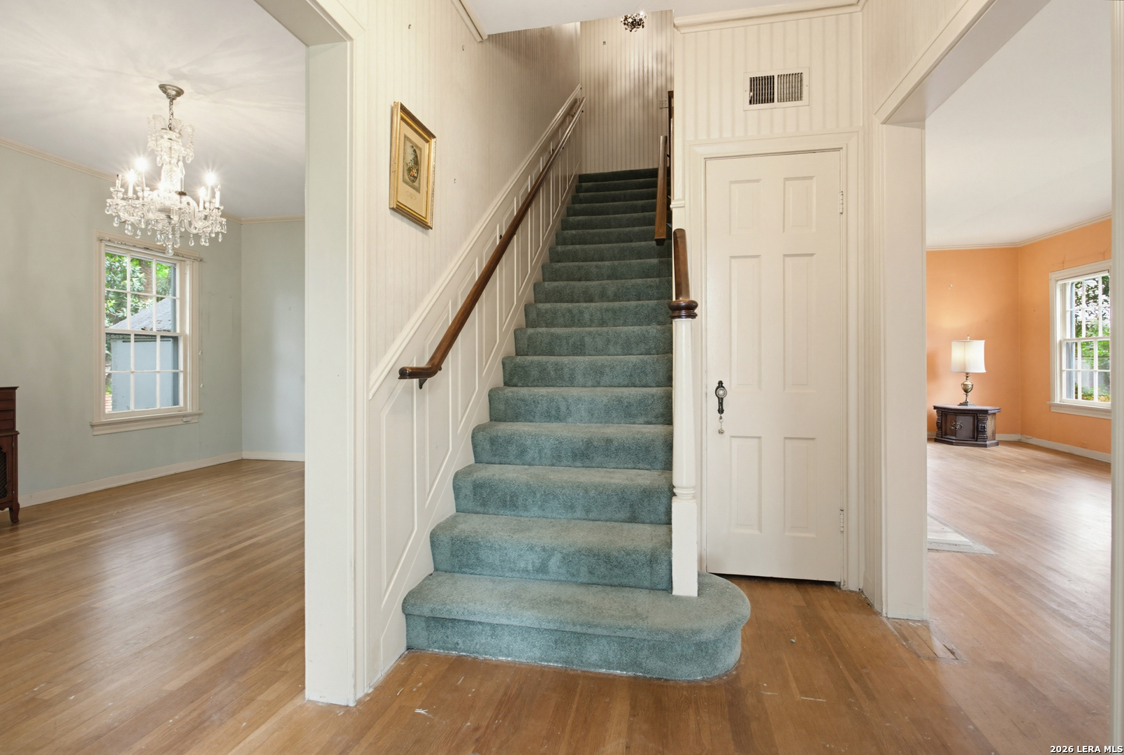 131 Mary D Alamo Heights TX 78209