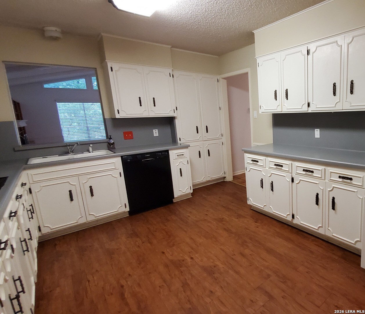 9349 Blazing Star Garden Ridge TX 78266