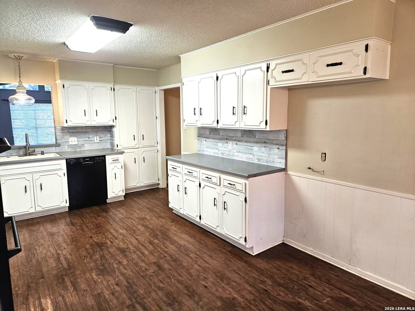 9349 Blazing Star Garden Ridge TX 78266
