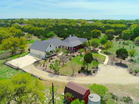 110 Hoskins Trail Boerne TX 78006