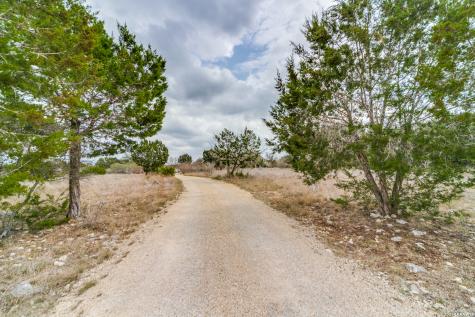 110 Hoskins Trail Boerne TX 78006
