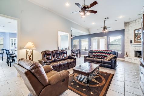 110 Hoskins Trail Boerne TX 78006