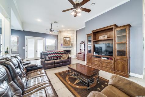 110 Hoskins Trail Boerne TX 78006