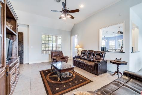 110 Hoskins Trail Boerne TX 78006