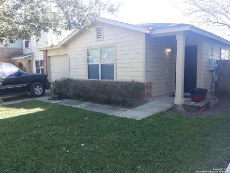 3742 Candleglenn San Antonio TX 78244