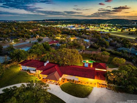 1217 Virginia Drive Kerrville TX 78028
