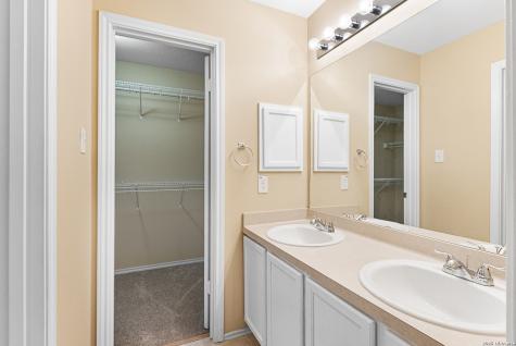 8635 Sunny Oaks San Antonio TX 78250