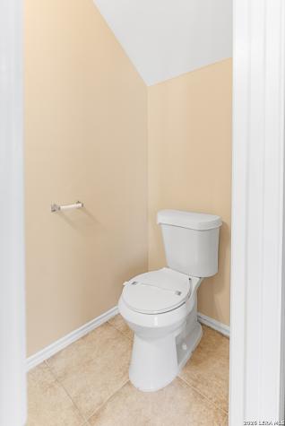 8635 Sunny Oaks San Antonio TX 78250