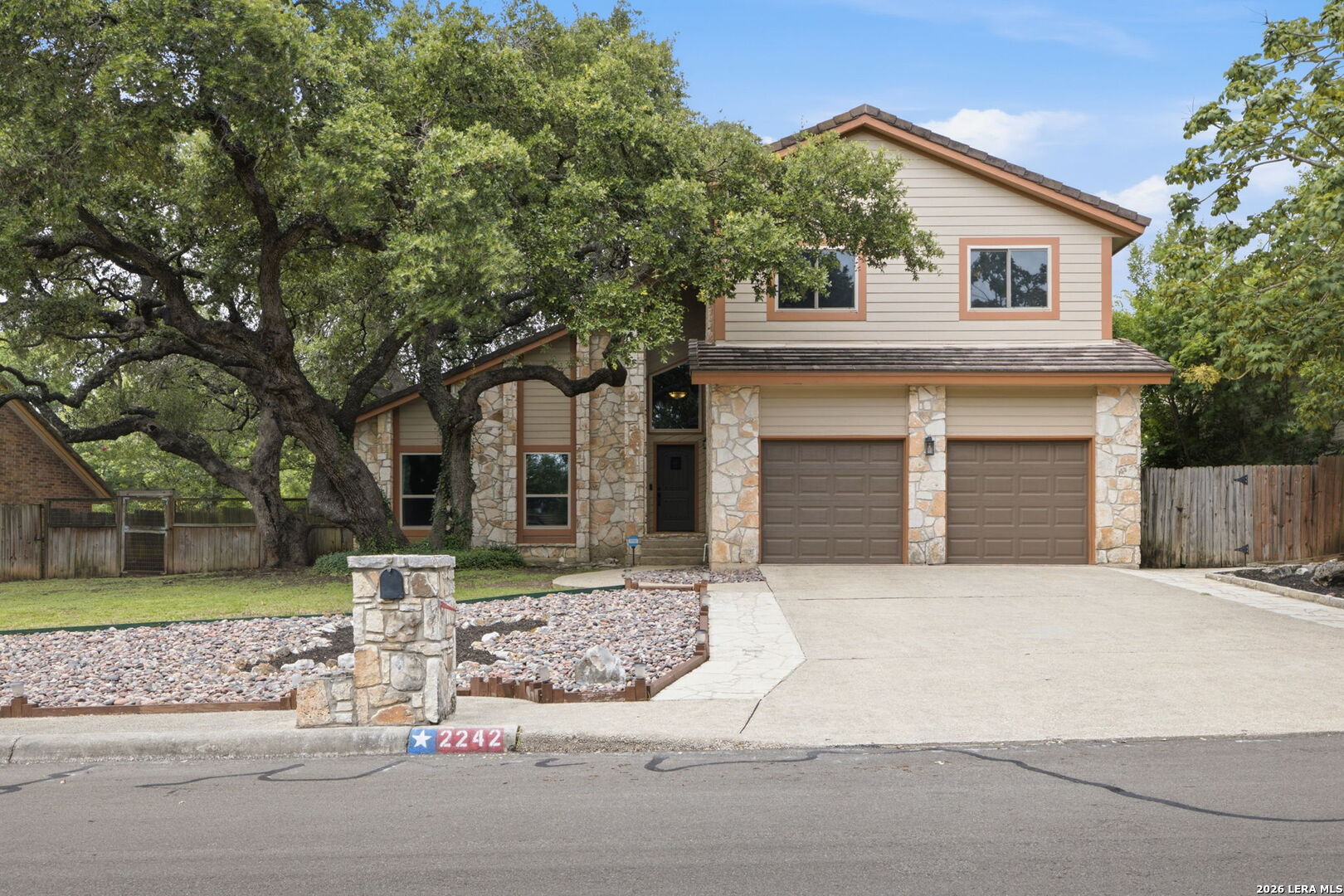 2242 Encino Loop San Antonio TX 78259