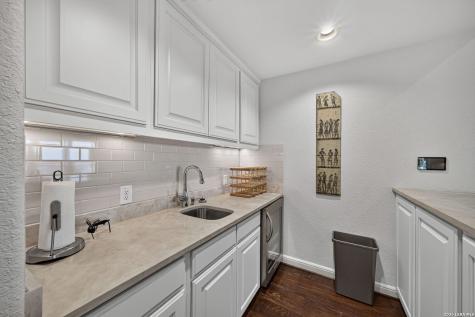 1627 Wild Peak San Antonio TX 78258