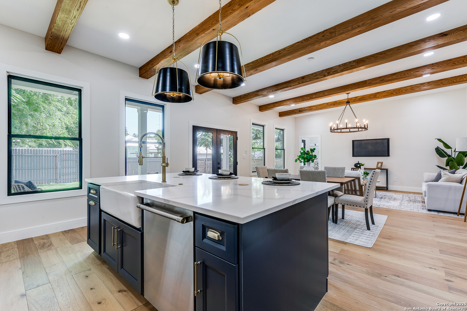 205 E Rische San Antonio TX 78204