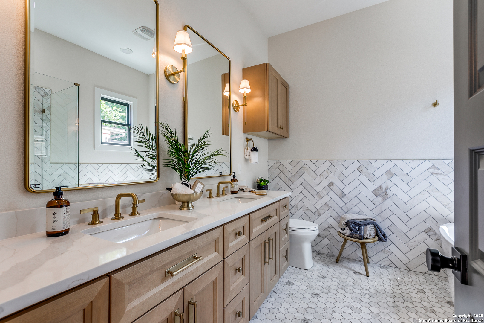 205 E Rische San Antonio TX 78204