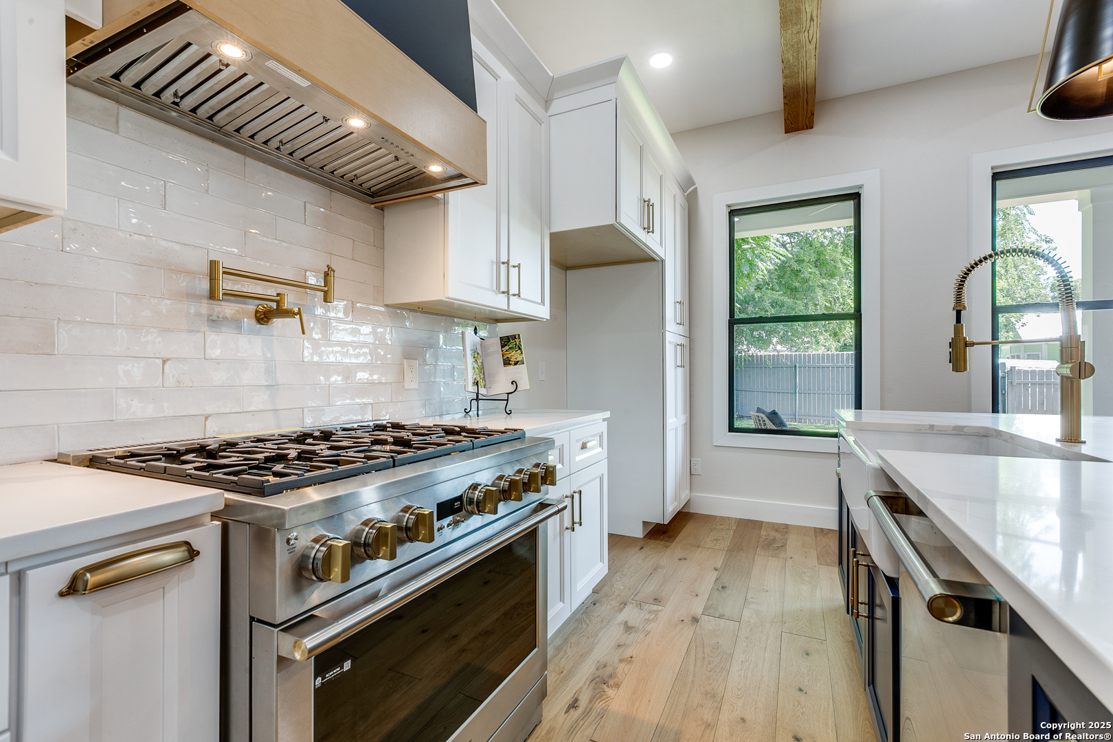 205 E Rische San Antonio TX 78204