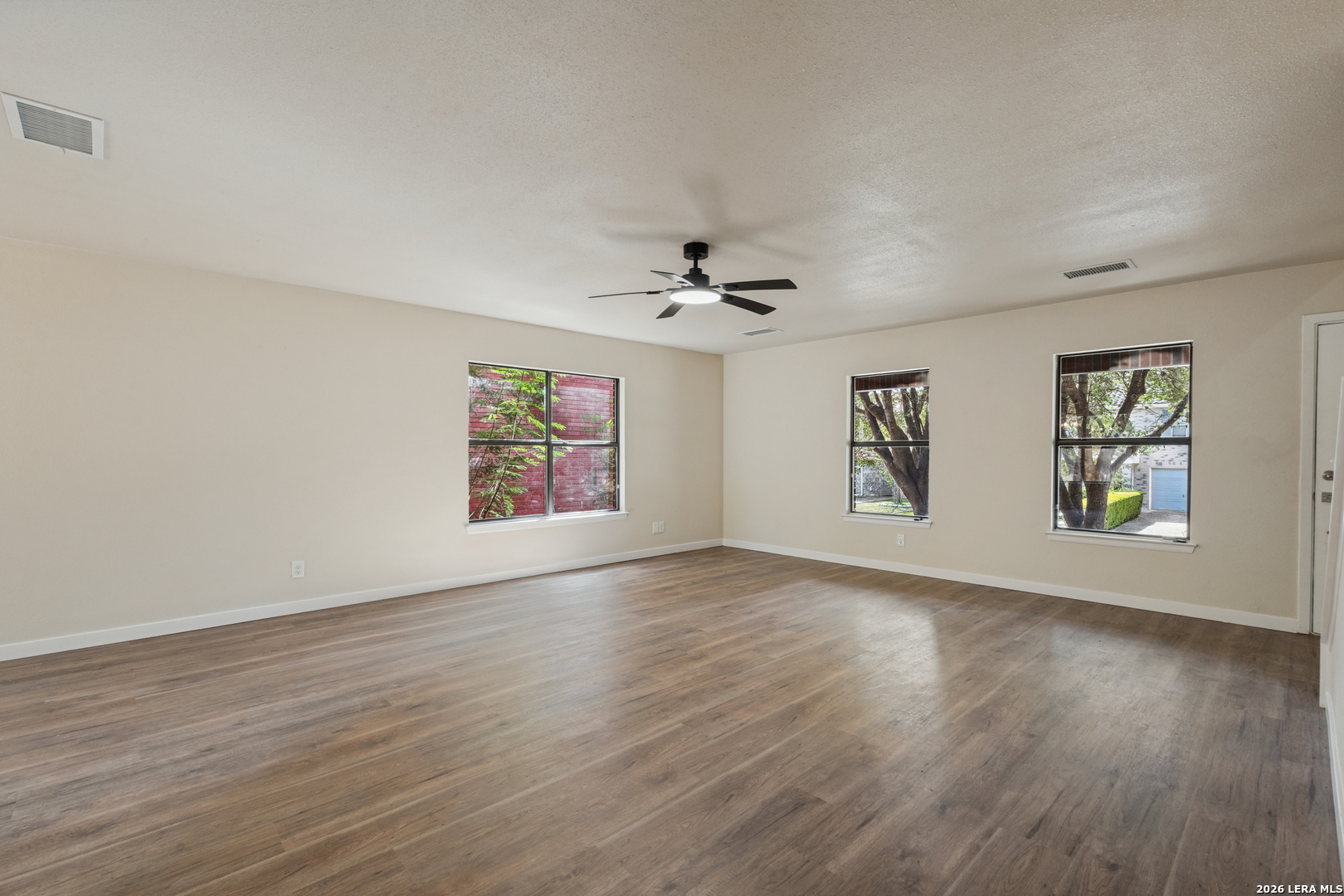 6906 Congressional San Antonio TX 78244