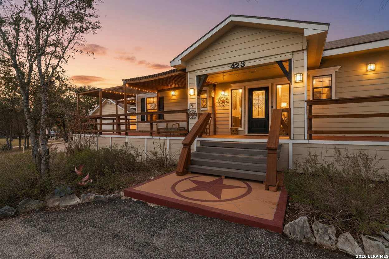 423 Las Hadas Spring Branch TX 78070