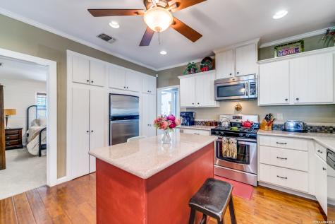 313 Roosevelt Boerne TX 78006