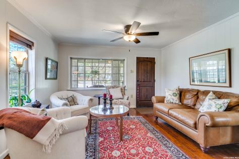 313 Roosevelt Boerne TX 78006