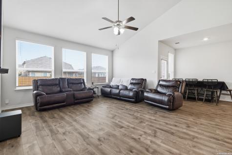 521 Amber Creek Cibolo TX 78108