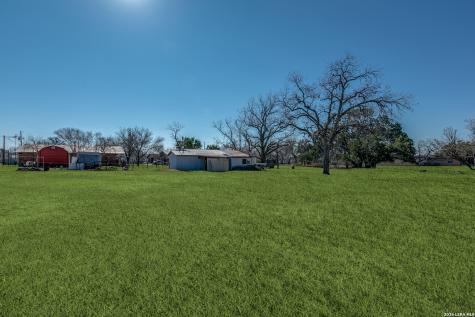 501 Green Street Poth TX 78147