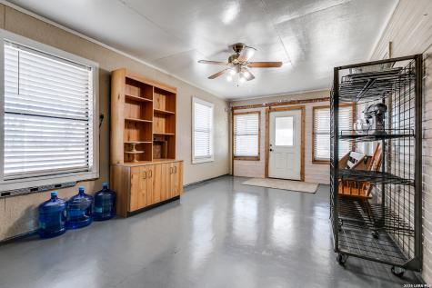 501 Green Street Poth TX 78147