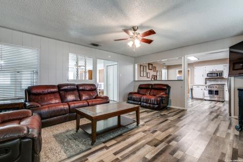 501 Green Street Poth TX 78147