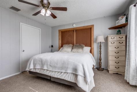 501 Green Street Poth TX 78147
