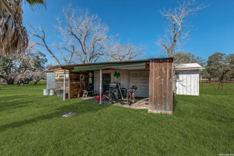 501 Green Street Poth TX 78147