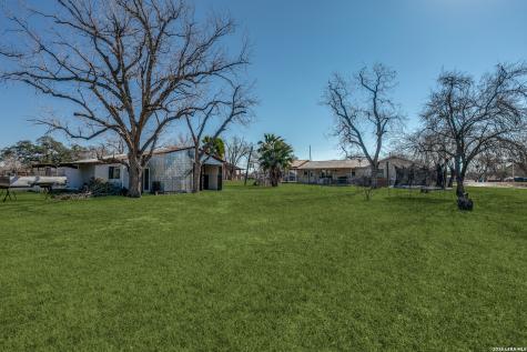 501 Green Street Poth TX 78147