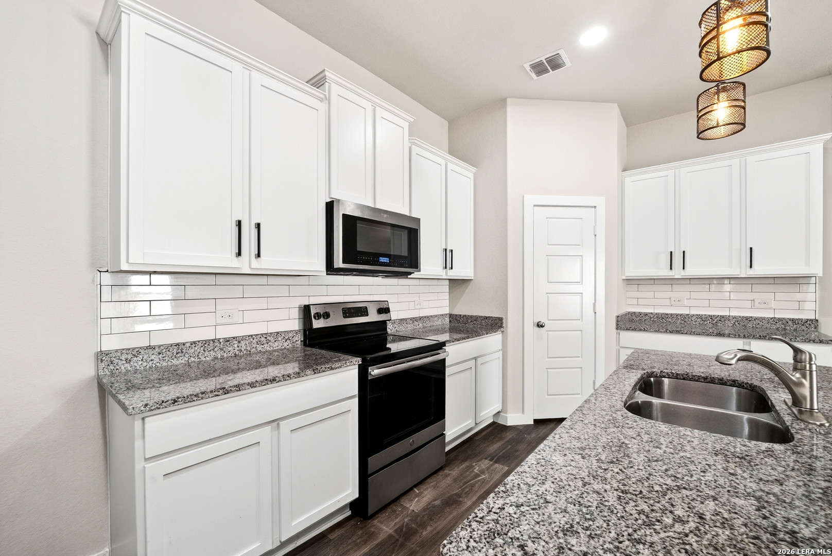 5407 Pearl Valley San Antonio TX 78242