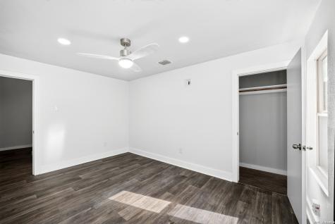 5407 Pearl Valley San Antonio TX 78242