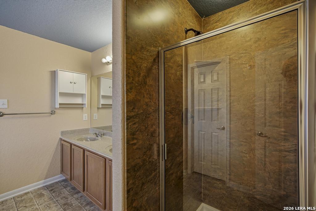 2102 Red Rock Crossing San Antonio TX 78245