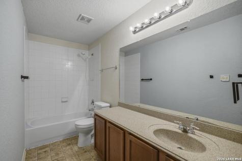 2102 Red Rock Crossing San Antonio TX 78245