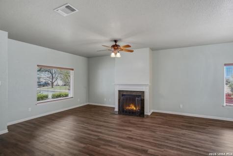 2102 Red Rock Crossing San Antonio TX 78245