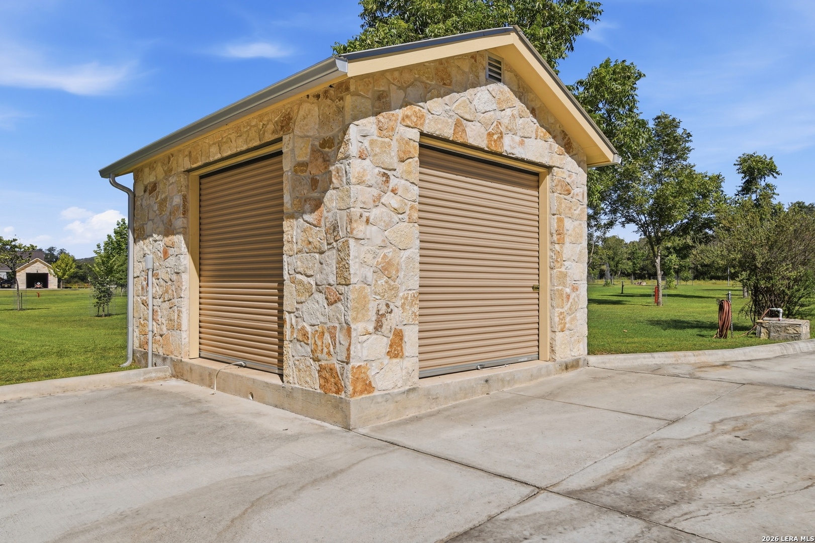 626 Camino Del Rancho Concan TX 78838