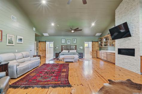 626 Camino Del Rancho Concan TX 78838