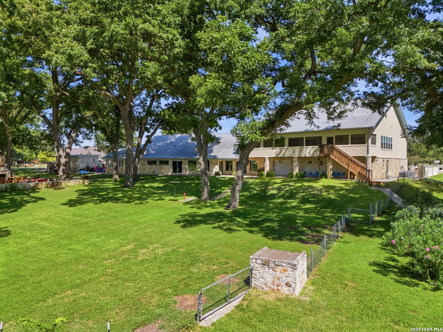 626 Camino Del Rancho Concan TX 78838