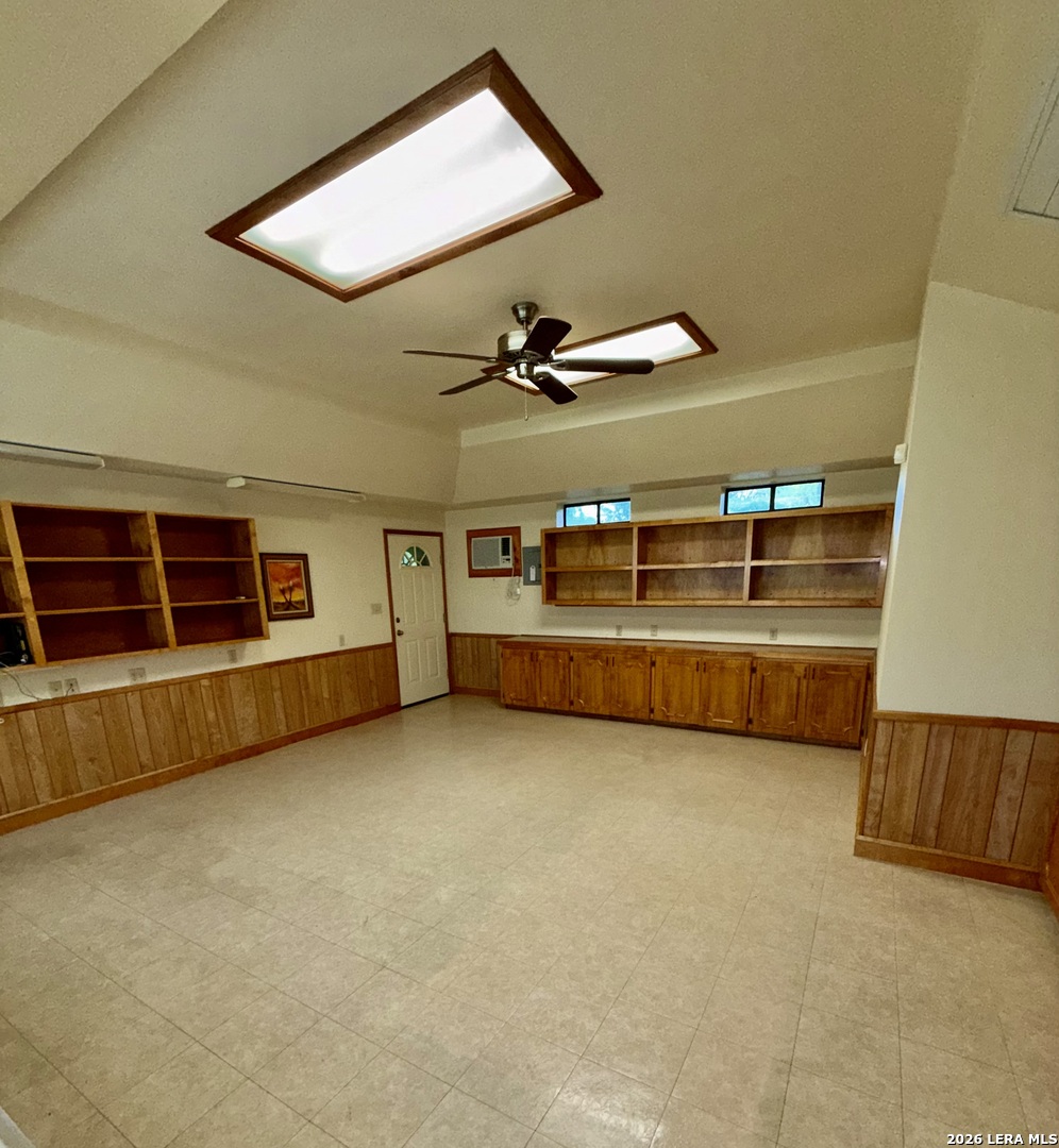 905 Black Street Uvalde TX 78801