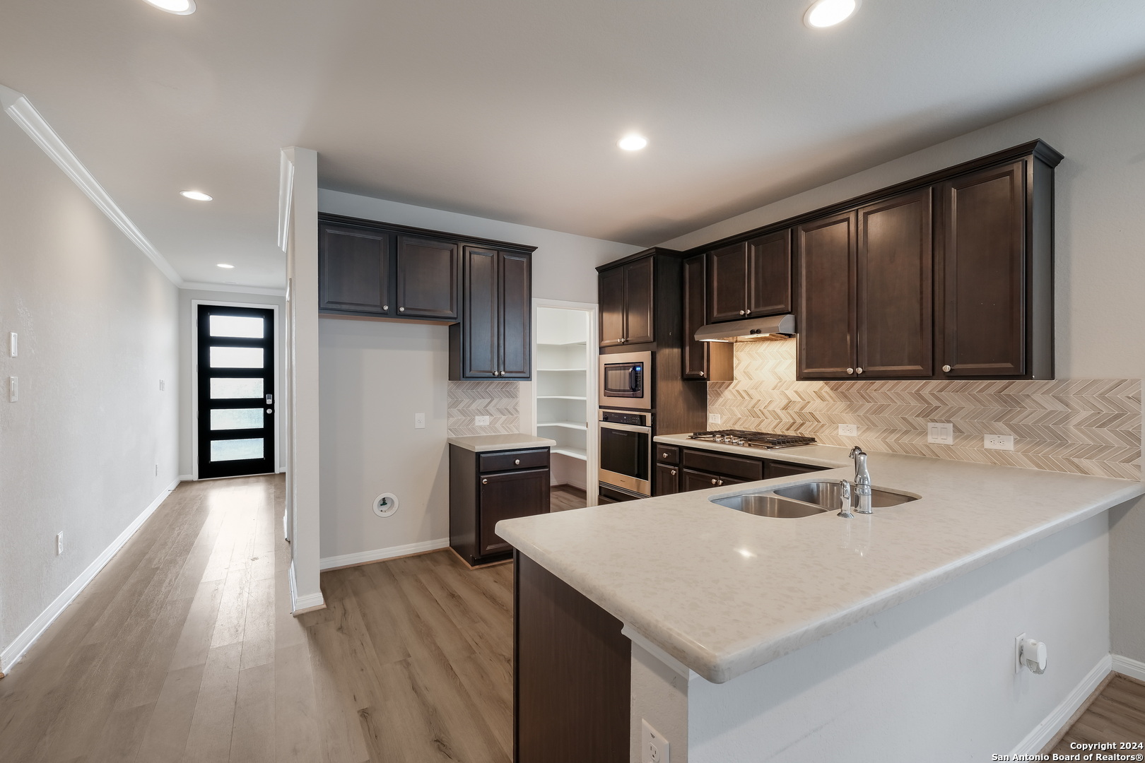 7530 Cove Way San Antonio TX 78250