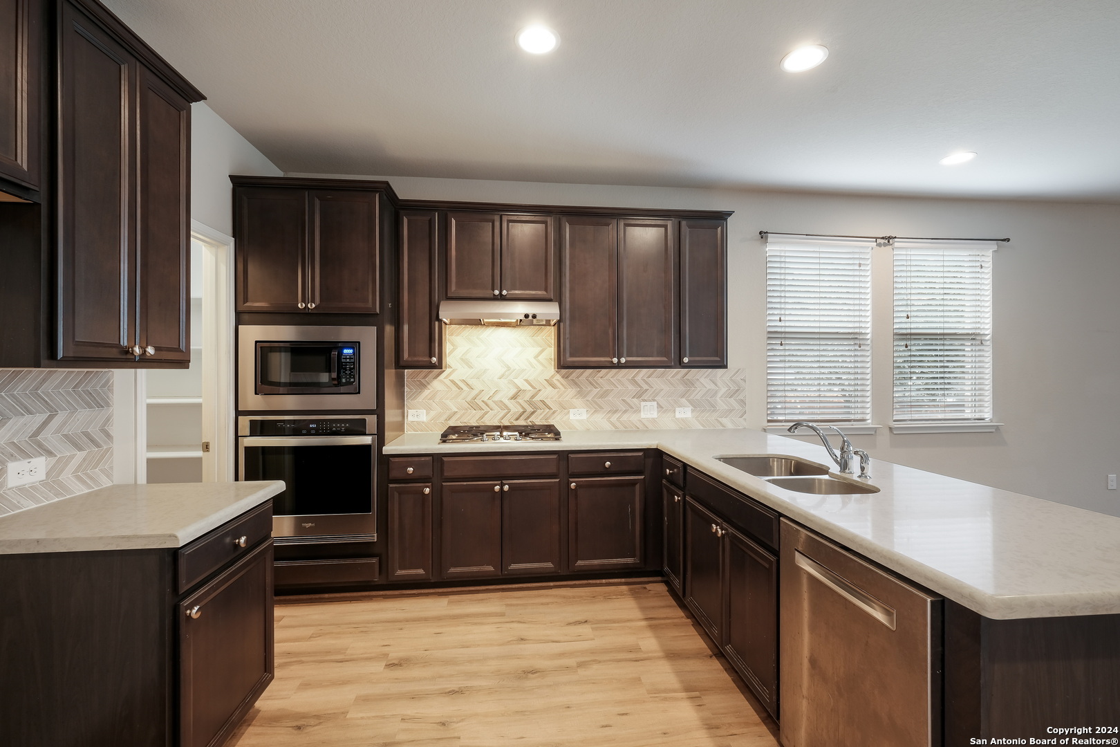 7530 Cove Way San Antonio TX 78250