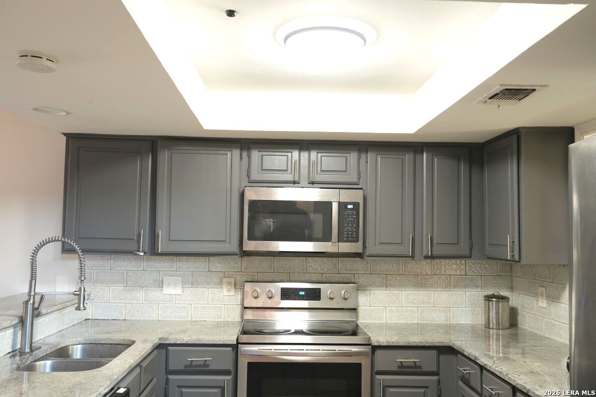 3402 Tree Hill San Antonio TX 78230