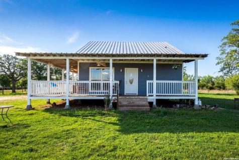 1006 Buch Lane Cuero TX 77954