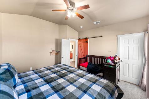 1006 Buch Lane Cuero TX 77954
