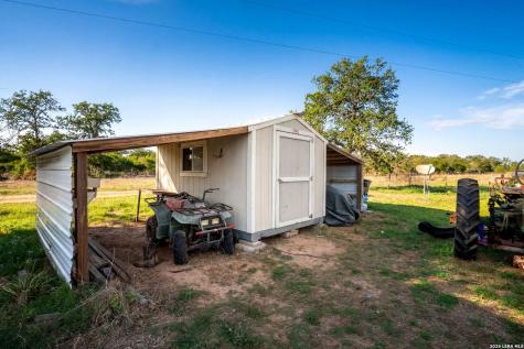 1006 Buch Lane Cuero TX 77954